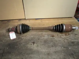 Antriebswelle vorne links