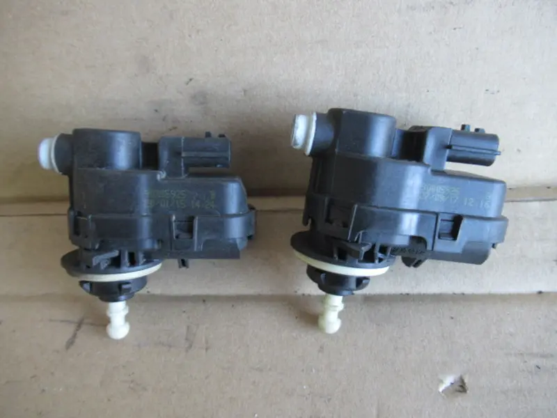 Moteur de réglage phare