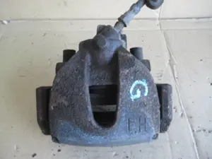 Bremszange vorne links