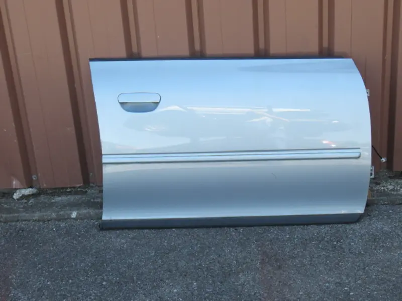 Porte avant droite