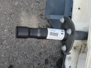 Stossstangenhalter hinten