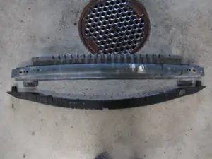 Stossstangenhalter hinten