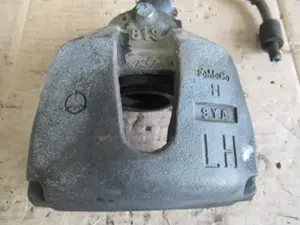 Bremszange vorne links