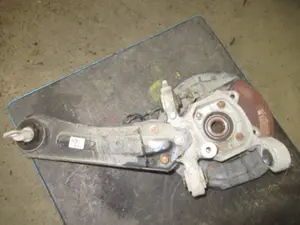 Fusée arrière droite