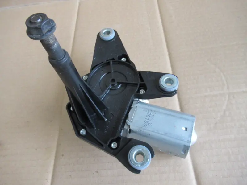 Moteur essuie-glace arrière