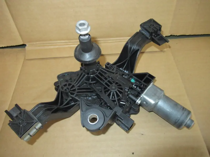 Wischermotor hinten