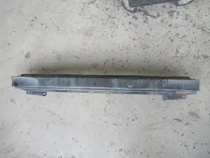 Stossstangenhalter hinten