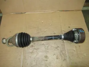 Antriebswelle vorne links