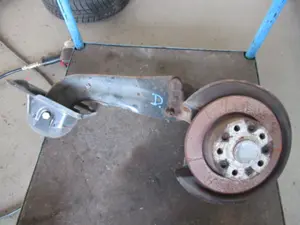 Achsschenkel hinten rechts