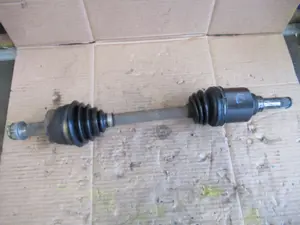 Antriebswelle vorne links