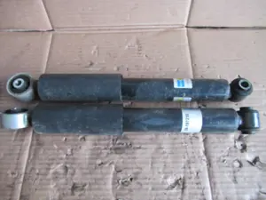 Stossdämpfer hinten