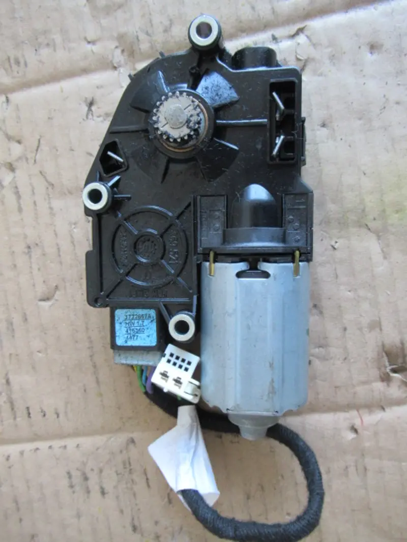 Moteur toit ouvrant / Capote