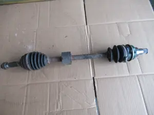 Antriebswelle vorne links