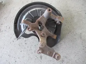 Achsschenkel hinten rechts