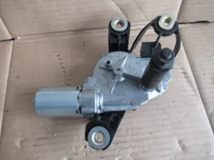Wischermotor hinten