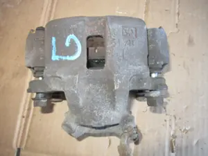 Bremszange vorne links