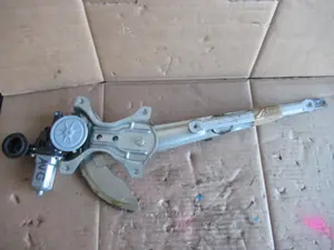 Fensterheber vorne links