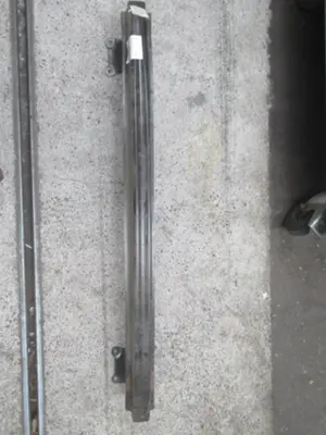 Stossstangenhalter hinten