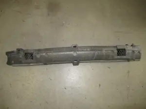 Stossstangenhalter hinten