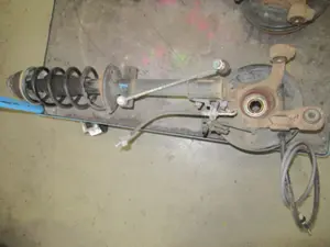 Federbein hinten rechts