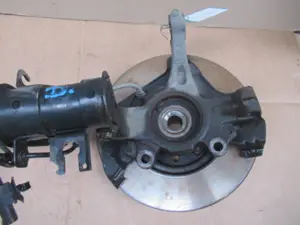 Achsschenkel vorne rechts