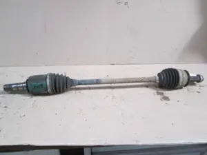 Arbre de transmission avant gauche