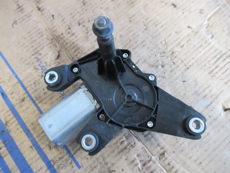 Moteur essuie-glace arrière