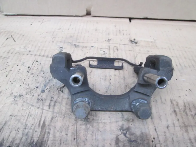 Bremssattelhalter