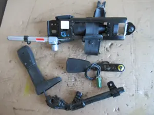 Prétensionneur avant