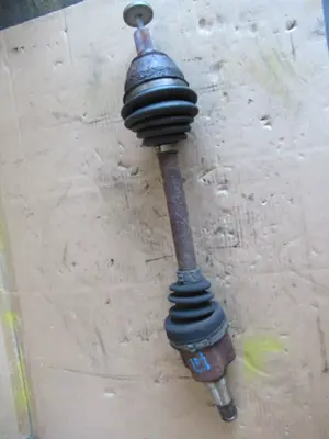 Antriebswelle vorne links