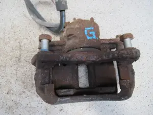 Bremszange vorne links