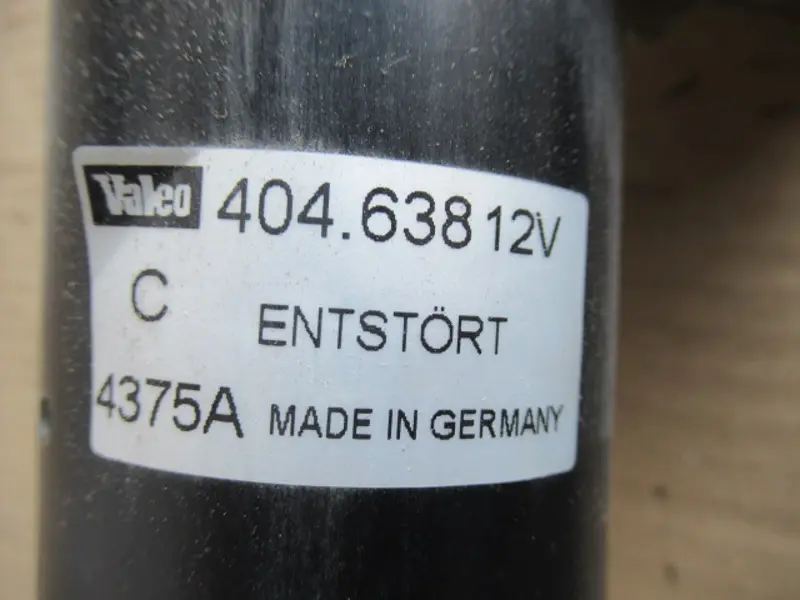 Wischermotor vorne