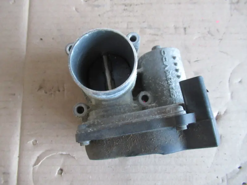 Papillon des gaz électrique
