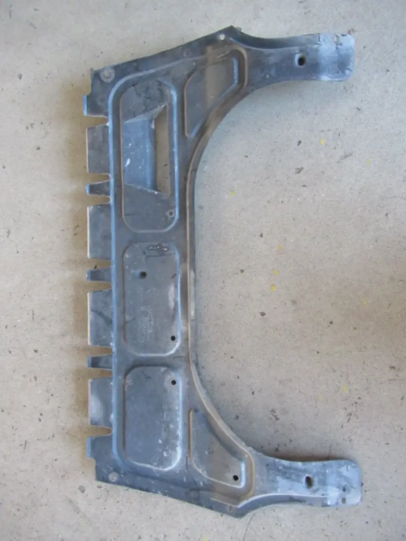 Motorschutz unten