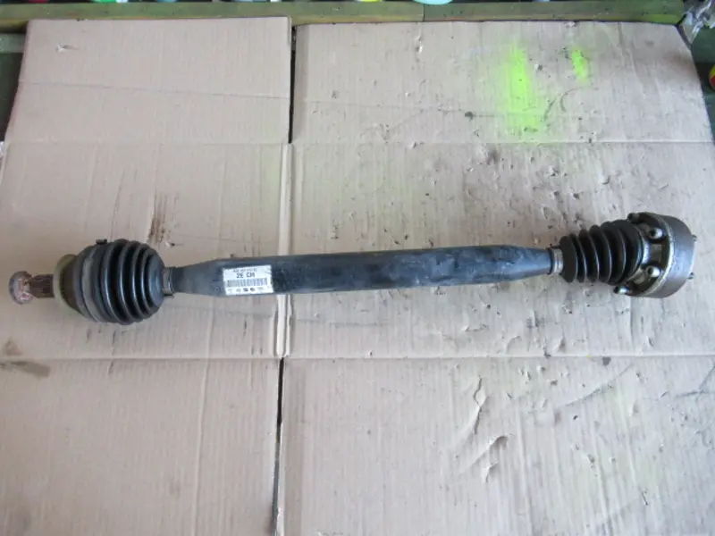 Arbre de transmission avant droit