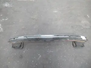 Stossstangenhalter hinten