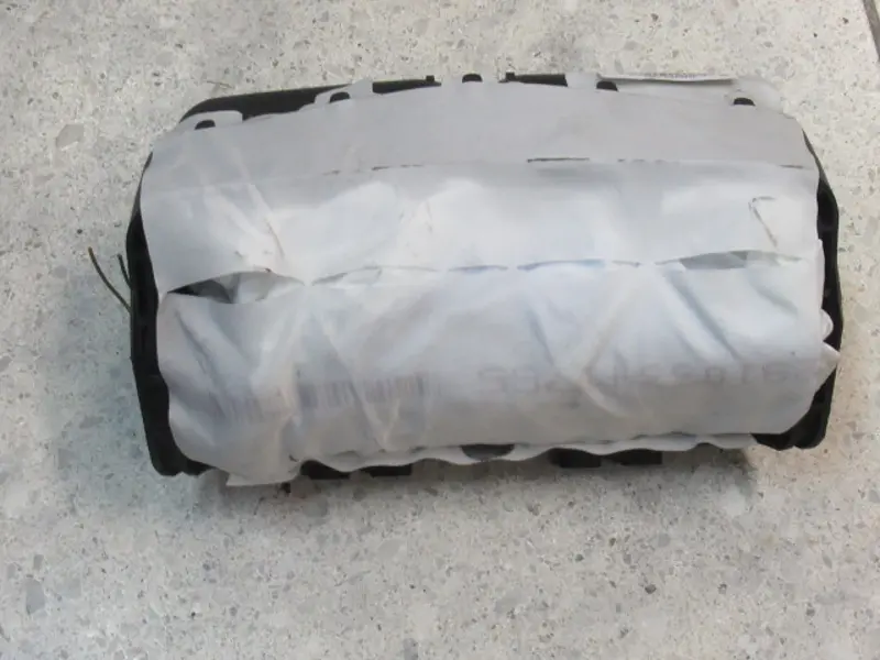 Airbag avant droit