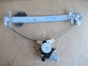 Fensterheber vorne links