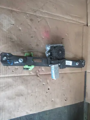 Fensterheber hinten links