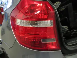 Heckleuchte links