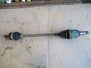 Antriebswelle vorne links