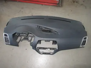 Armaturenbrett Airbag