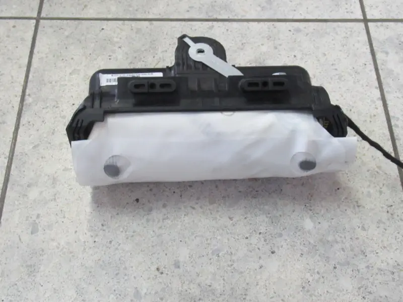 Airbag avant droit