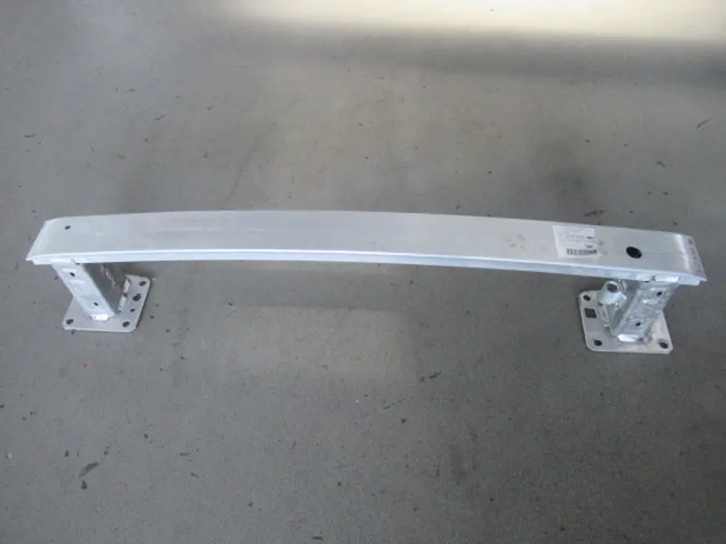 Stossstangenhalter hinten