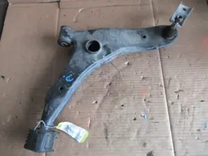 Querlenker vorne rechts