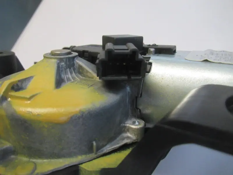 Moteur essuie-glace arrière
