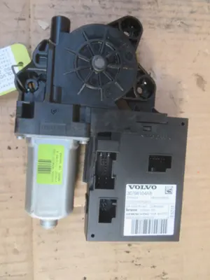 Lève-vitre avant gauche