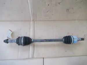 Antriebswelle vorne links