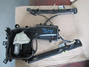 Fensterheber vorne links