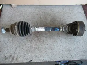 Antriebswelle vorne links
